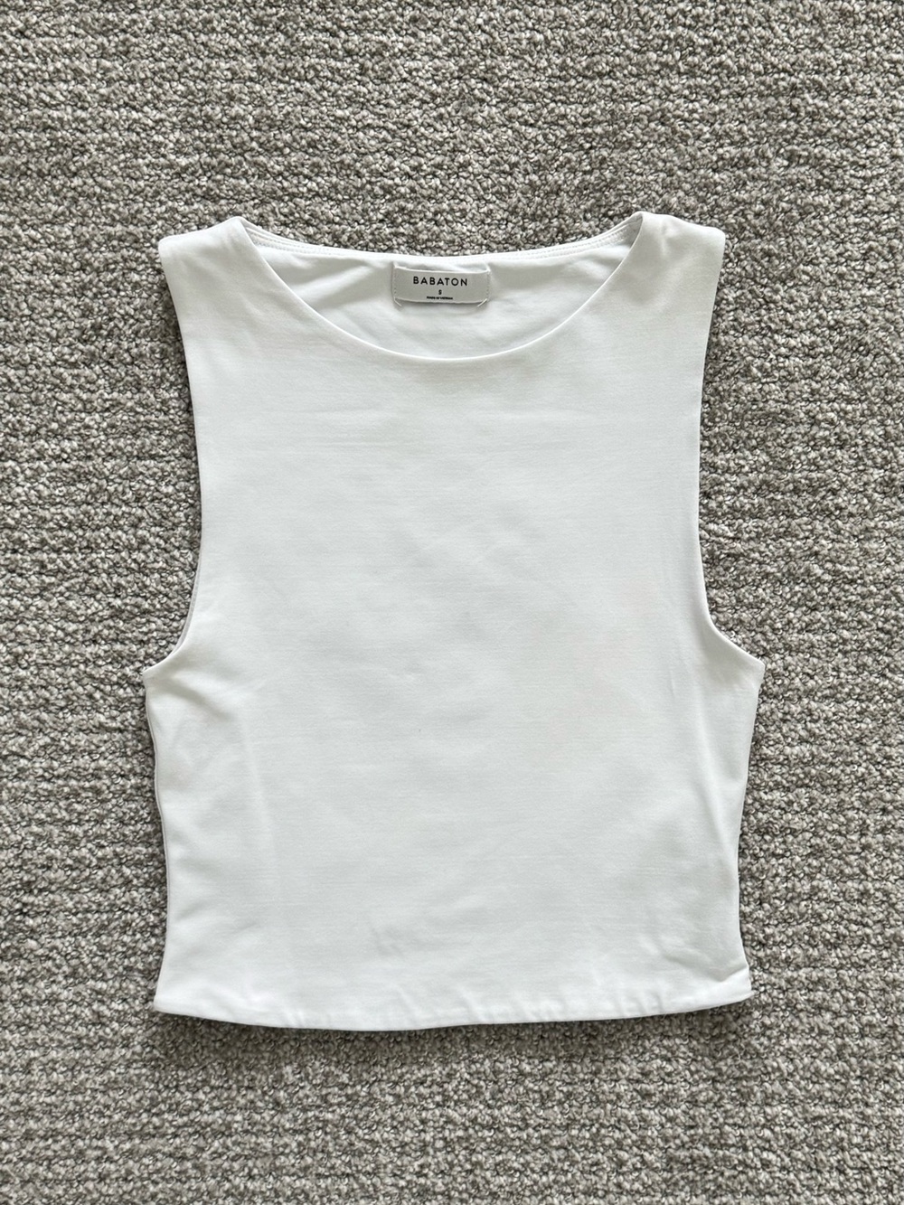 Aritzia Babaton White Contour Sleeveless Crewneck Tank Top